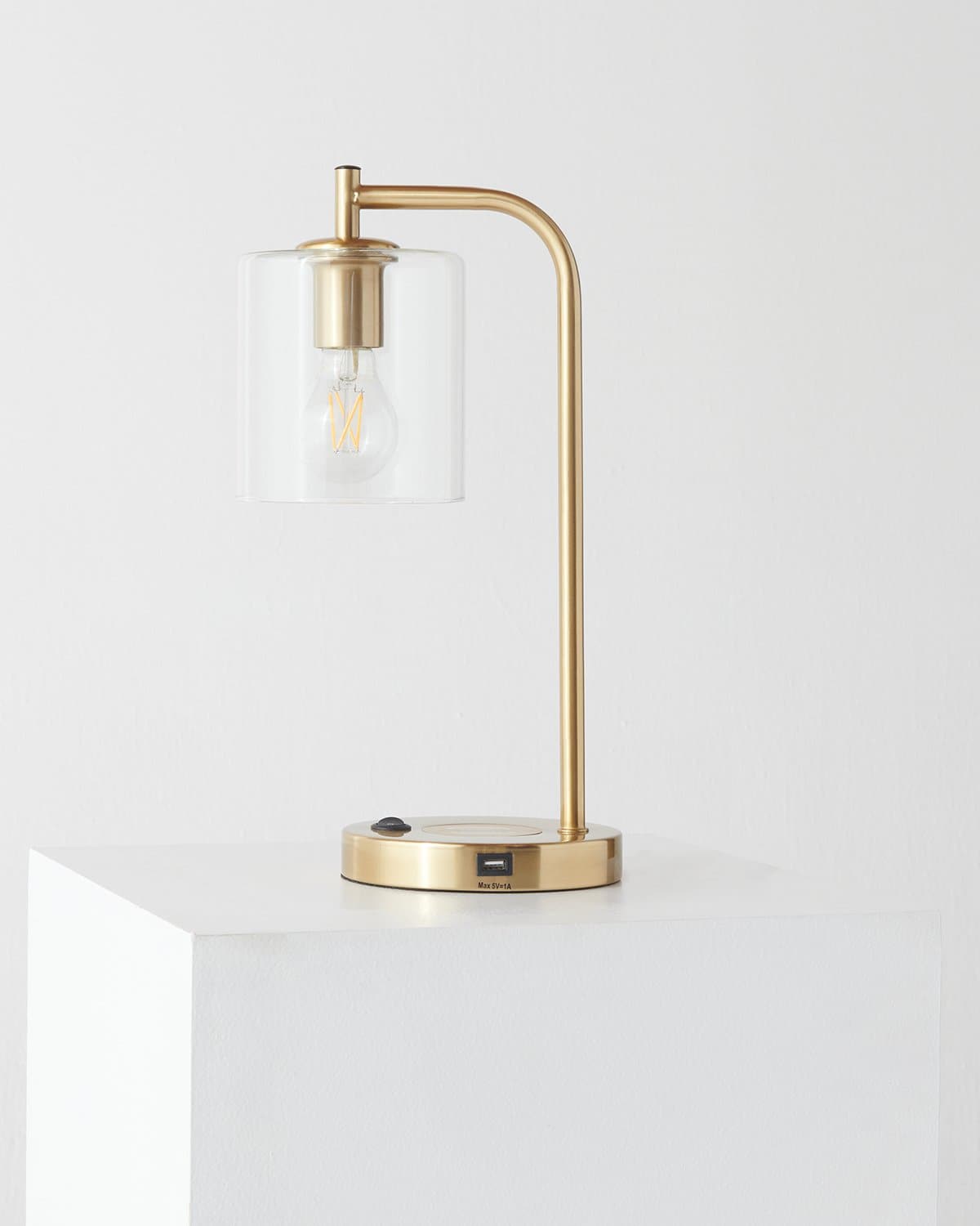 Elizabeth USB Table Lamp