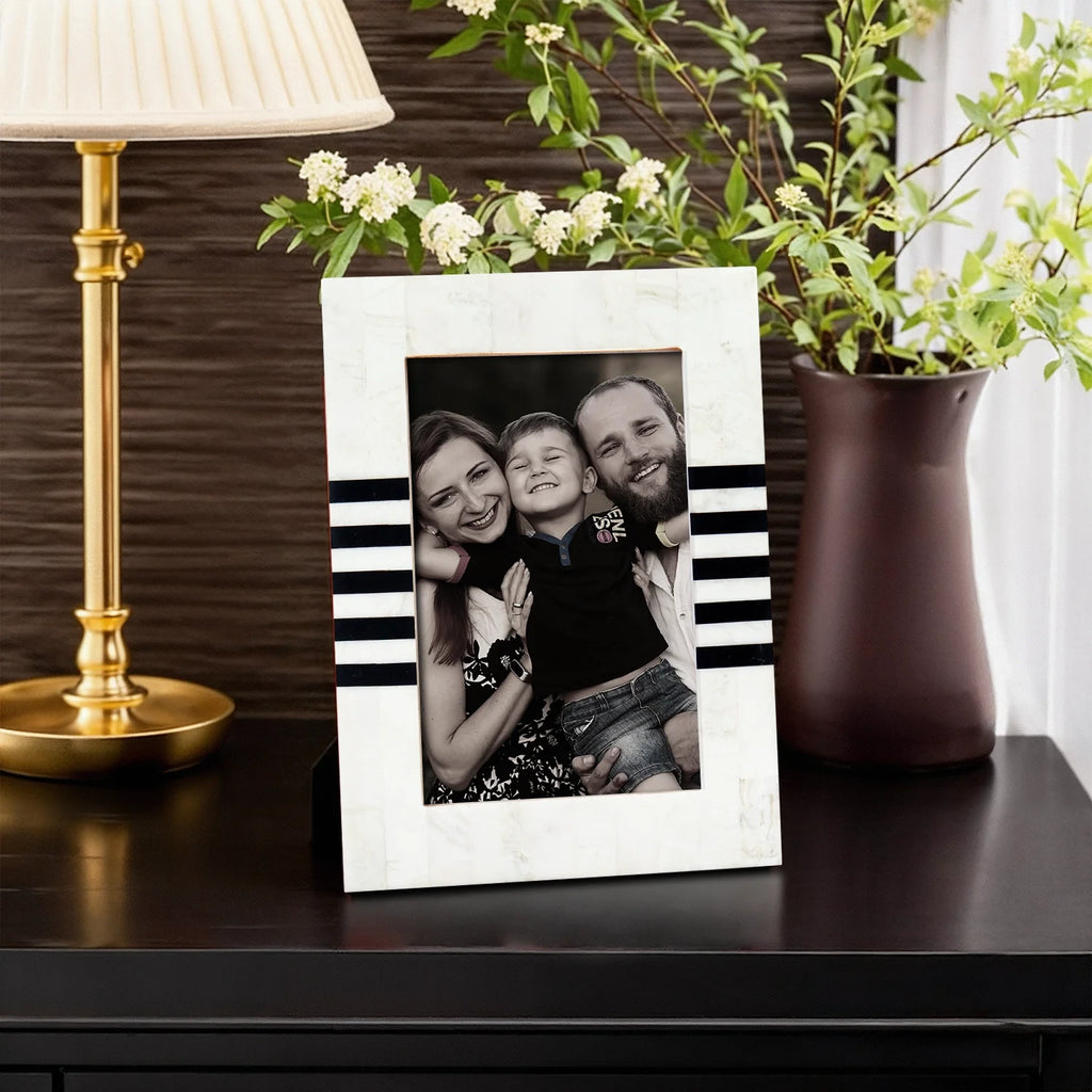 Contour Lado Black Stripe Resin Inlay Picture Photo Frame size 4x6 & 5x7